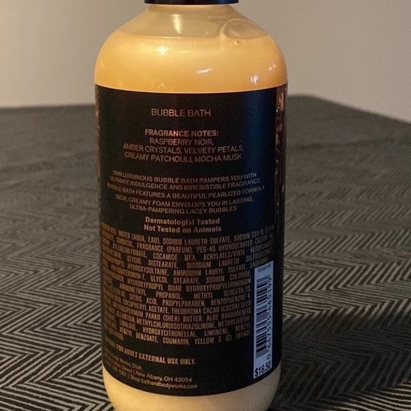 Bath & Body Works Into the Night Bubble Bath - Gold - Picture 2 of 4